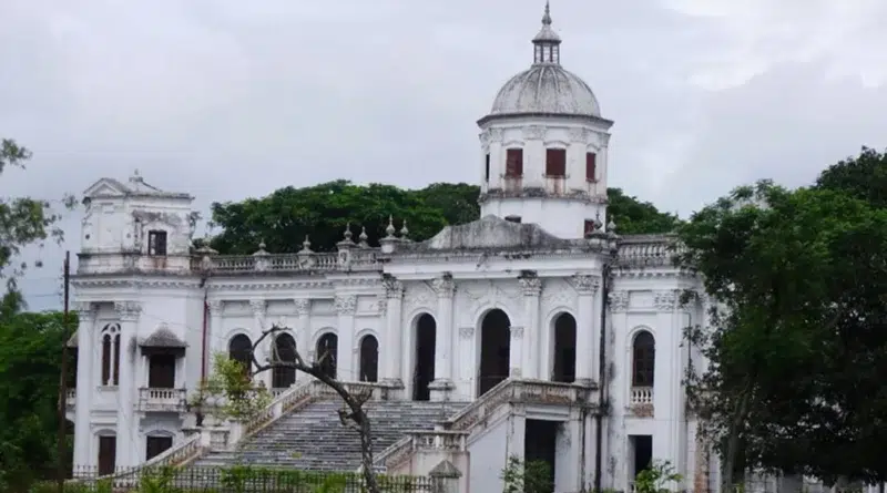তাজহাট জমিদার বাড়ি Tajhat Palace